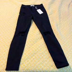 High rise skinny - black- distressed/ripped jeans
